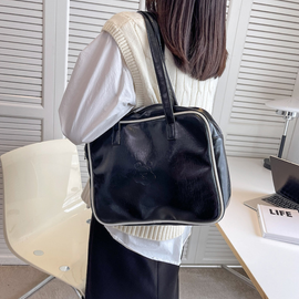 [GIRLS GOOB] Women's Square Bear Shoulder Bag Tote Bag Handbag, China OEM